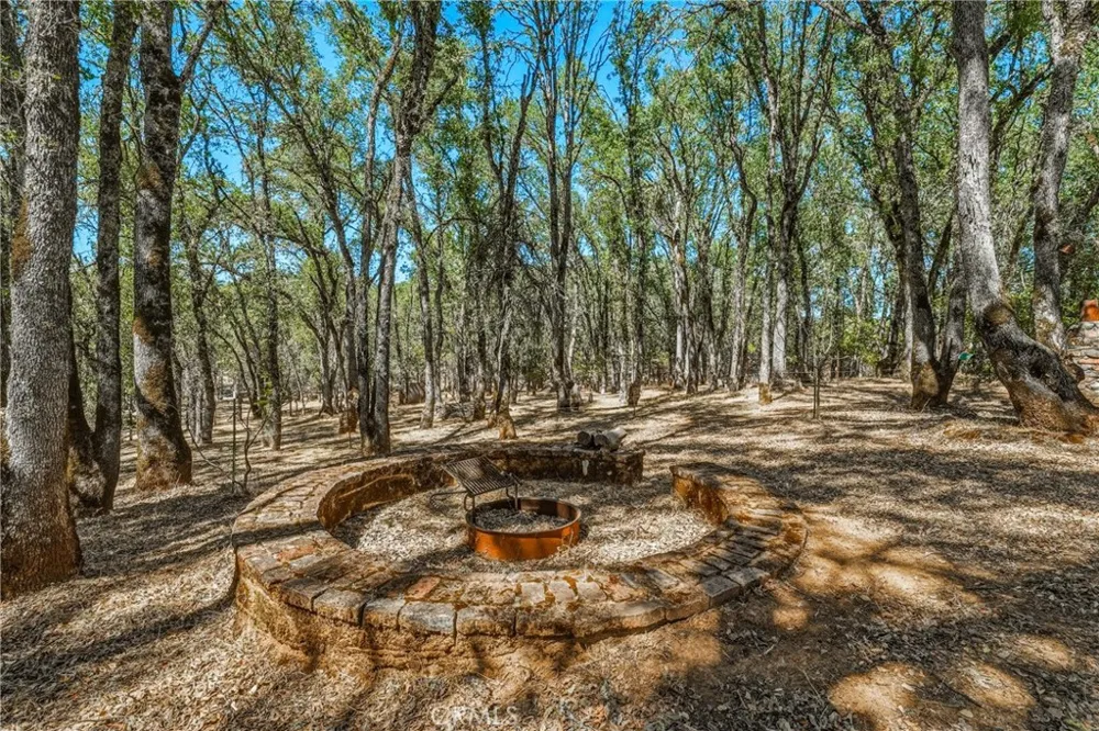 2875 Hill Road Lakeport, CA 95453