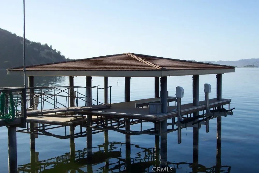 8313 Paradise Lagoon Lucerne, CA 95458