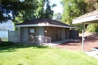 8313 Paradise Lagoon Lucerne, CA 95458