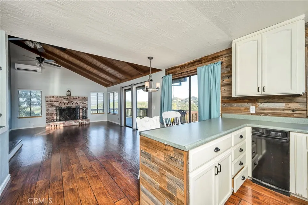 2739 Scotts Creek Lakeport, CA 95453