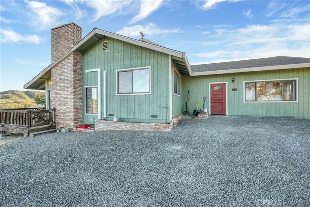 2739 Scotts Creek Lakeport, CA 95453