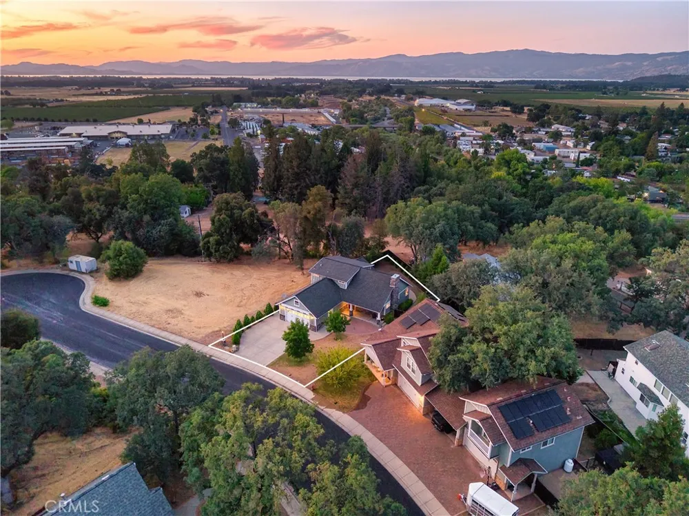 3740 Oak Tree Court Kelseyville, CA 95451