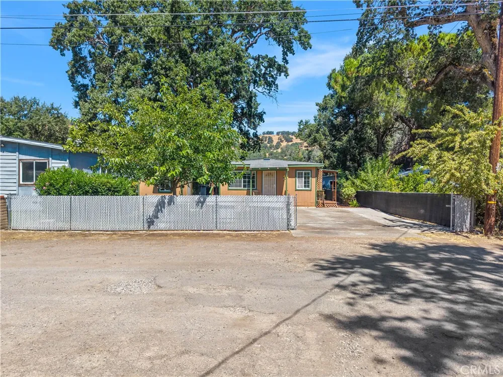12906 5th Street Clearlake Oaks, CA 95423