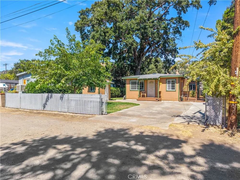 12906 5th Street Clearlake Oaks, CA 95423