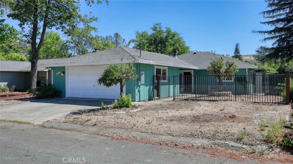 12623 Shoreview Clearlake Oaks, CA 95423