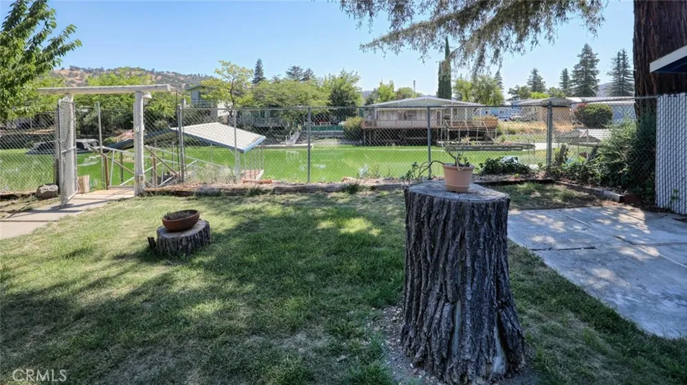 12623 Shoreview Clearlake Oaks, CA 95423