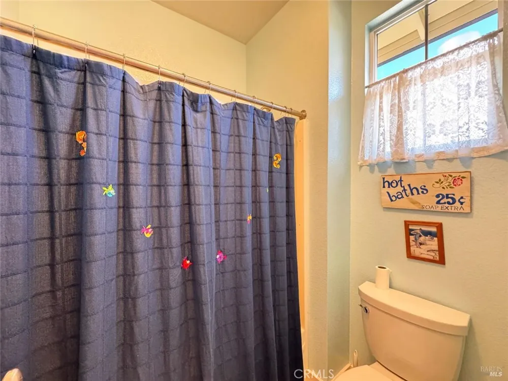 121 Zinfandel Court Cloverdale, CA 95425