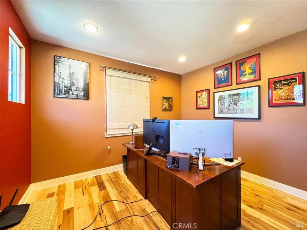 121 Zinfandel Court Cloverdale, CA 95425