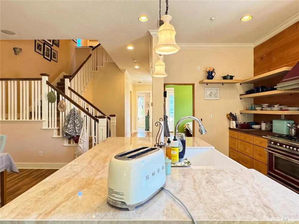 121 Zinfandel Court Cloverdale, CA 95425