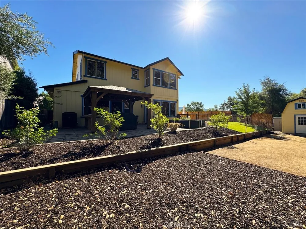 121 Zinfandel Court Cloverdale, CA 95425