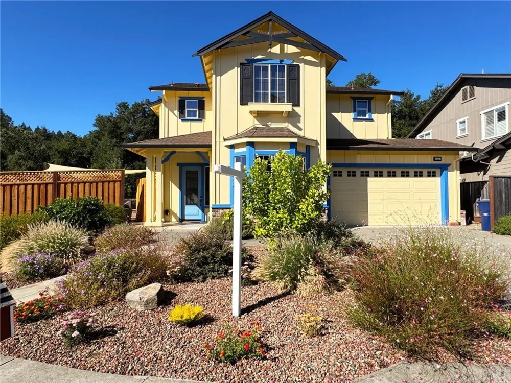 121 Zinfandel Court Cloverdale, CA 95425