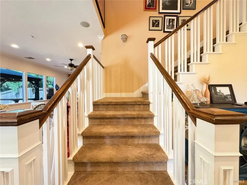 121 Zinfandel Court Cloverdale, CA 95425