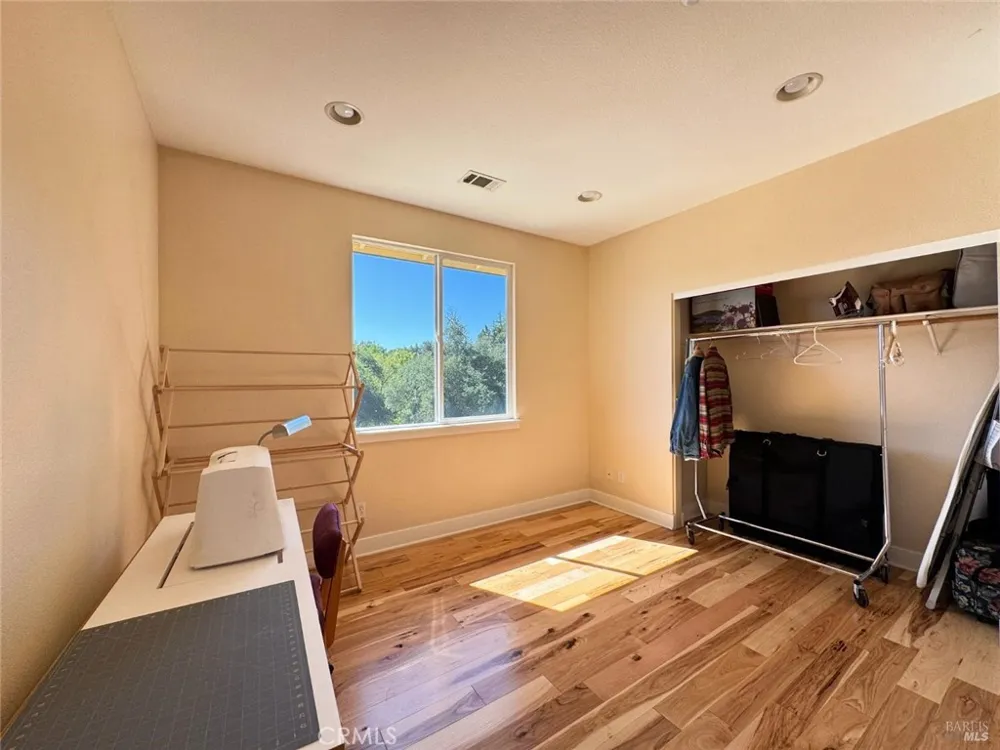 121 Zinfandel Court Cloverdale, CA 95425