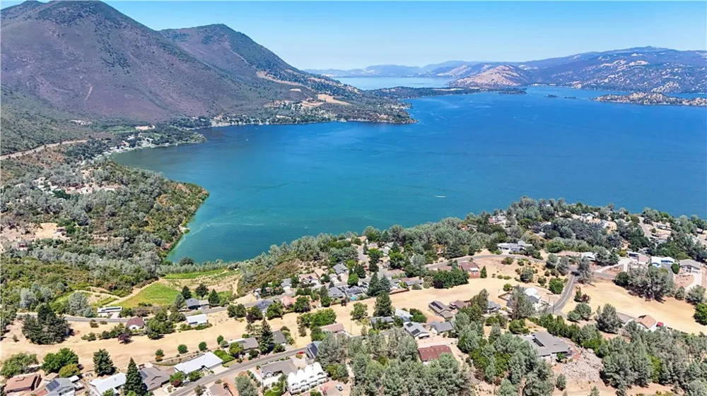 11087 Fairway Kelseyville, CA 95451