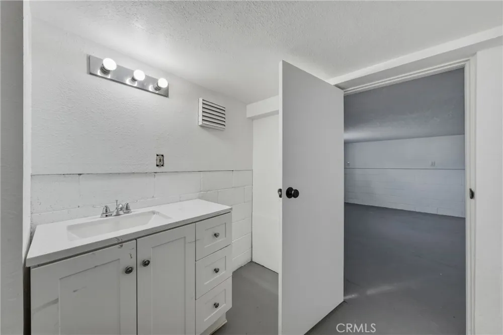 18791 Dove Court Hidden Valley Lake, CA 95467