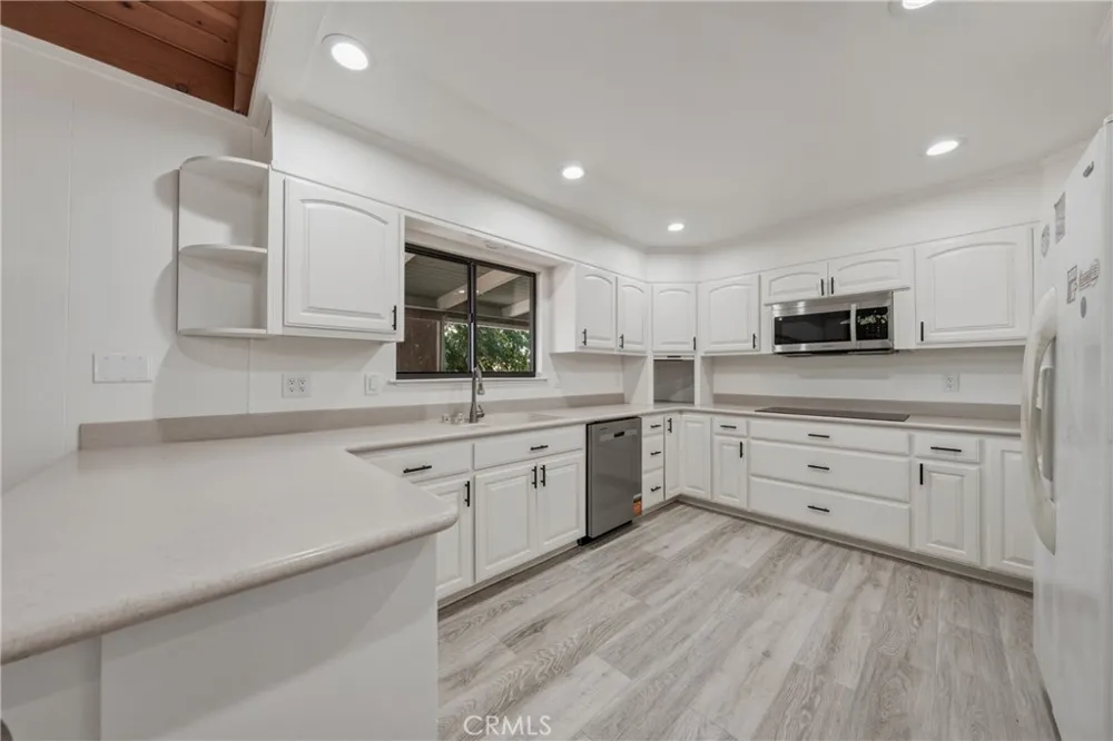18791 Dove Court Hidden Valley Lake, CA 95467