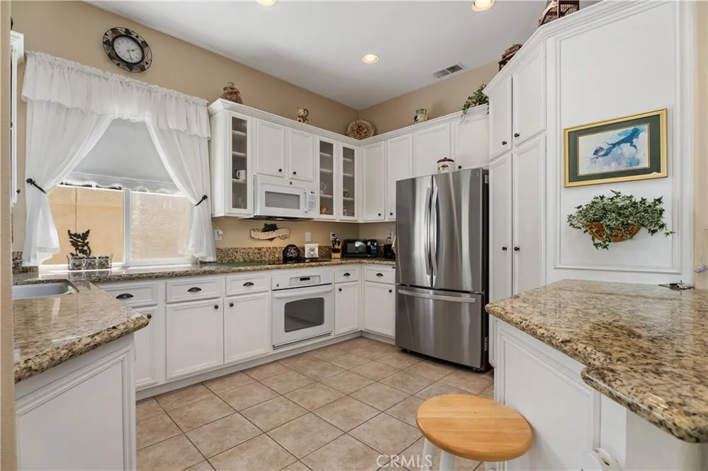 21488 Marana Mission Viejo, CA 92692