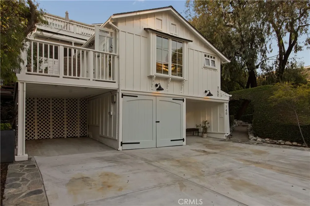 740 Browncroft Drive Laguna Beach, CA 92651