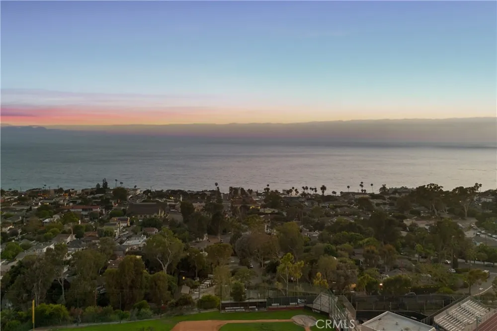 740 Browncroft Drive Laguna Beach, CA 92651