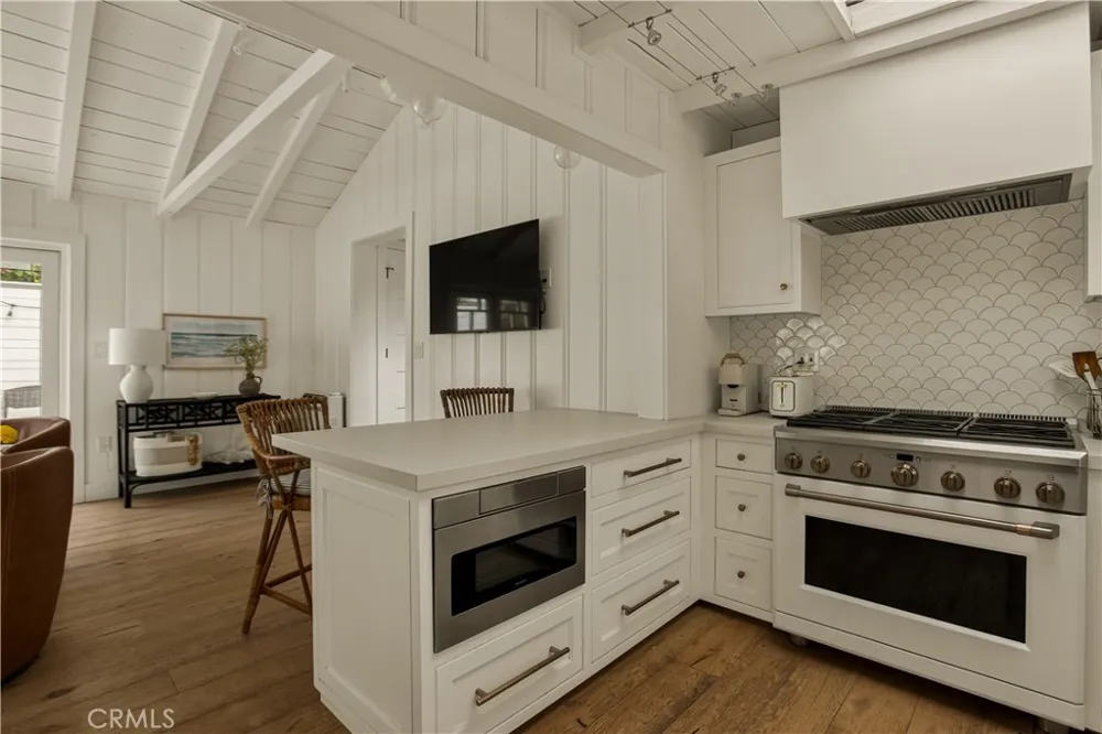 740 Browncroft Drive Laguna Beach, CA 92651