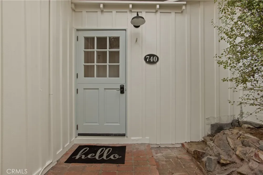 740 Browncroft Drive Laguna Beach, CA 92651