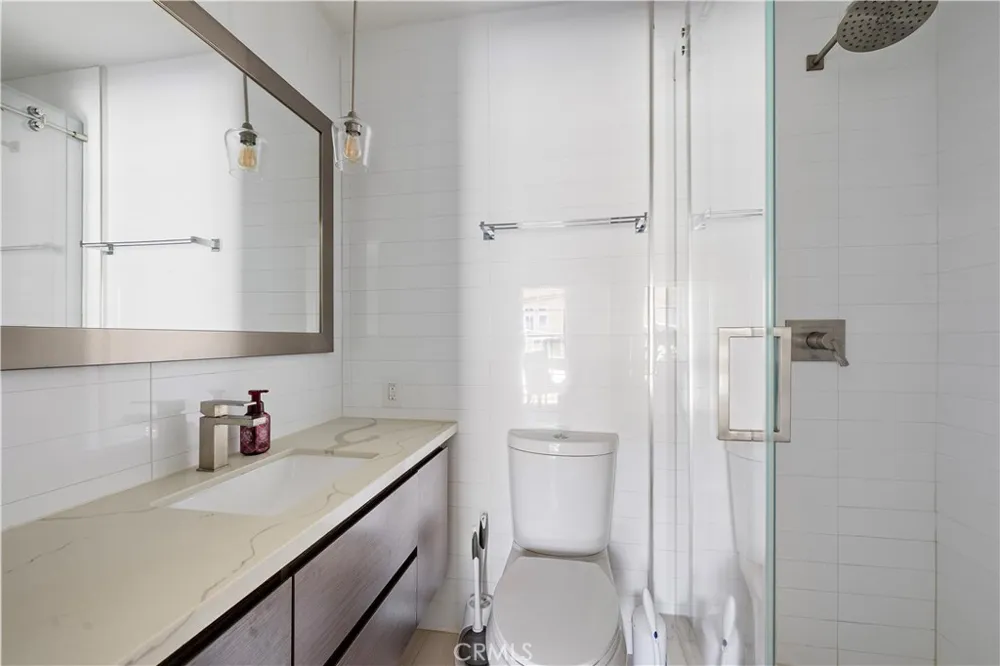 694 Coast #6 Laguna Beach, CA 92651