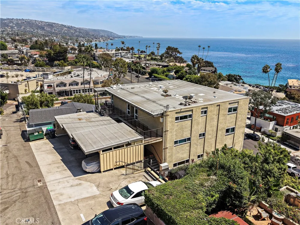694 Coast #6 Laguna Beach, CA 92651