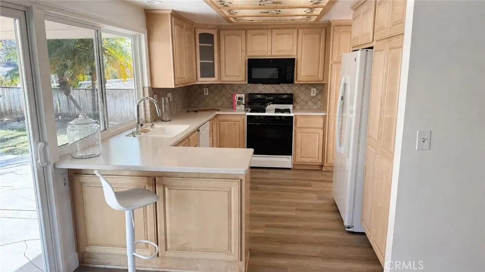 24876 Via Larga Laguna Niguel, CA 92677