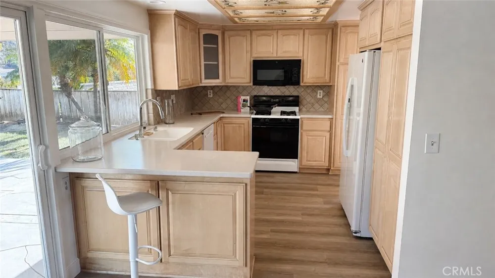 24876 Via Larga Laguna Niguel, CA 92677