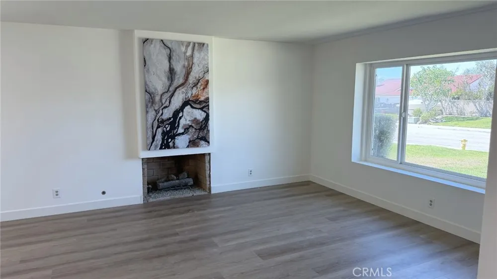 24876 Via Larga Laguna Niguel, CA 92677
