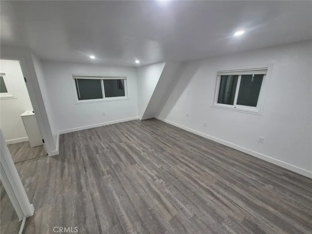 23111 Sycamore Crestline, CA 92322