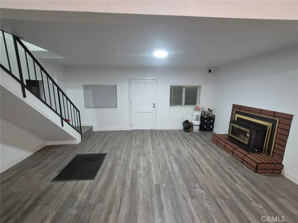 23111 Sycamore Crestline, CA 92322
