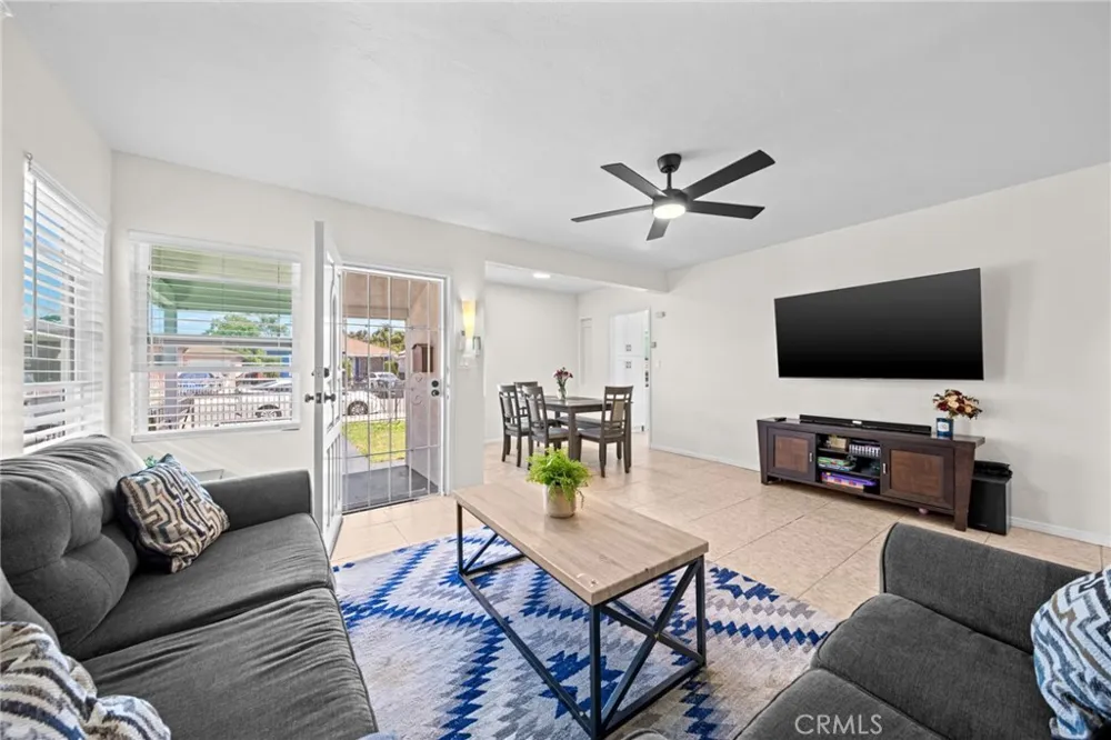 4020 Josephine Lynwood, CA 90262