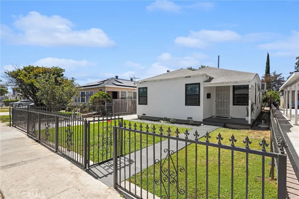 4020 Josephine Lynwood, CA 90262