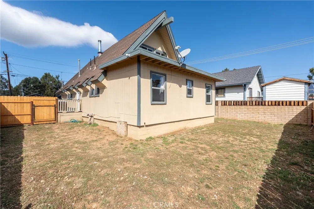 115 Sunset Sugarloaf, CA 92386