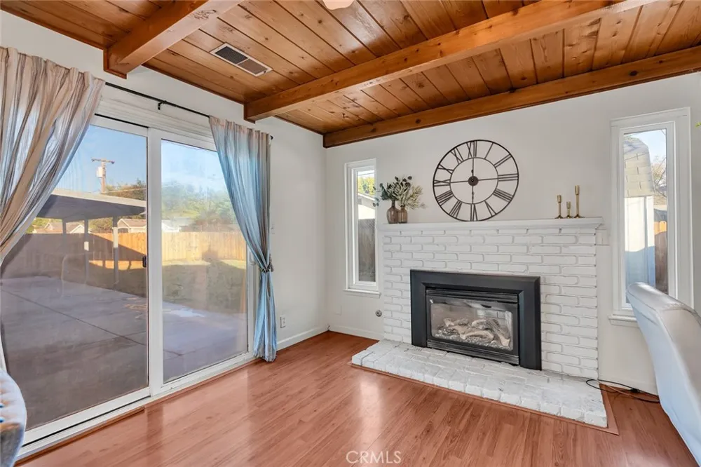 1062 Madison Los Banos, CA 93635