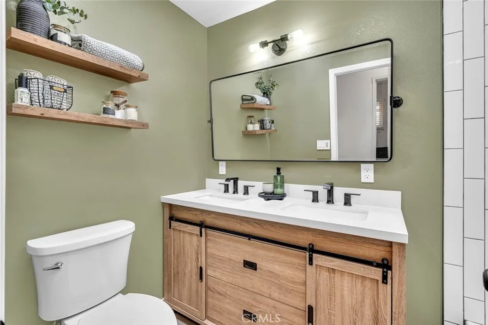 1062 Madison Los Banos, CA 93635