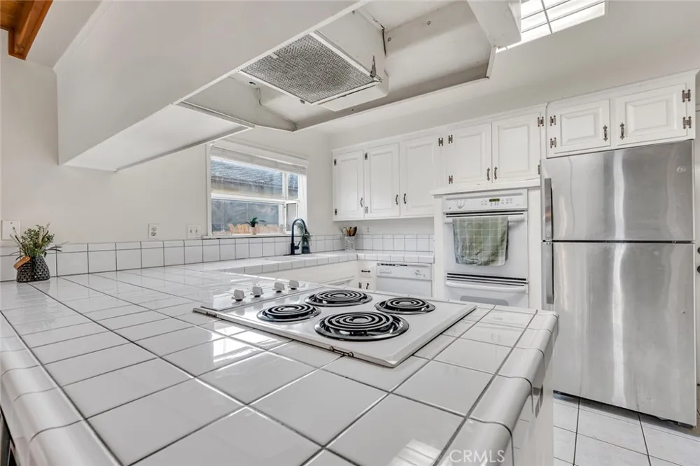 1062 Madison Los Banos, CA 93635