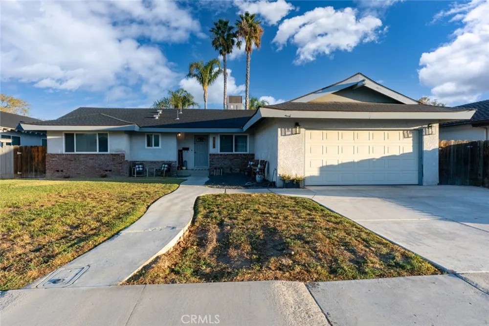 1062 Madison Los Banos, CA 93635