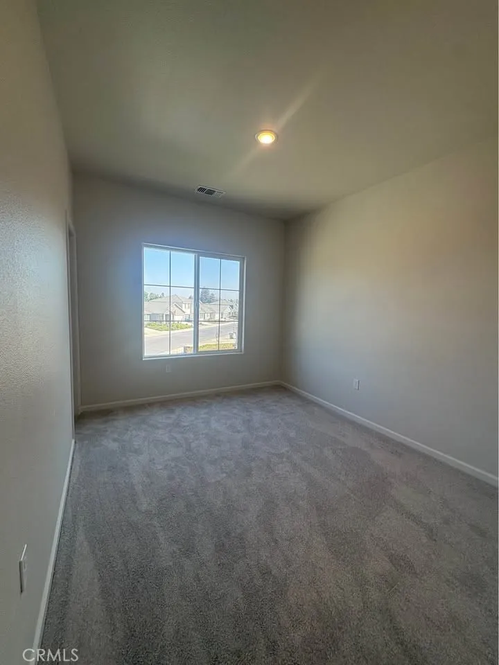 444 Oleander Ct Chowchilla, CA 93610
