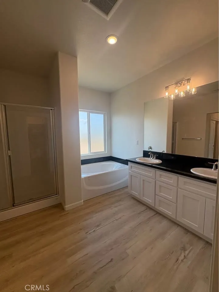 444 Oleander Ct Chowchilla, CA 93610