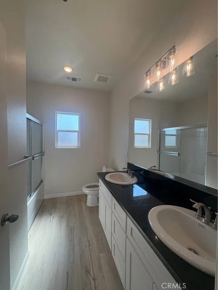 444 Oleander Ct Chowchilla, CA 93610