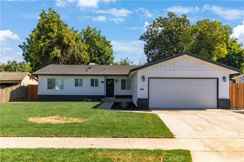 1163 W 25th