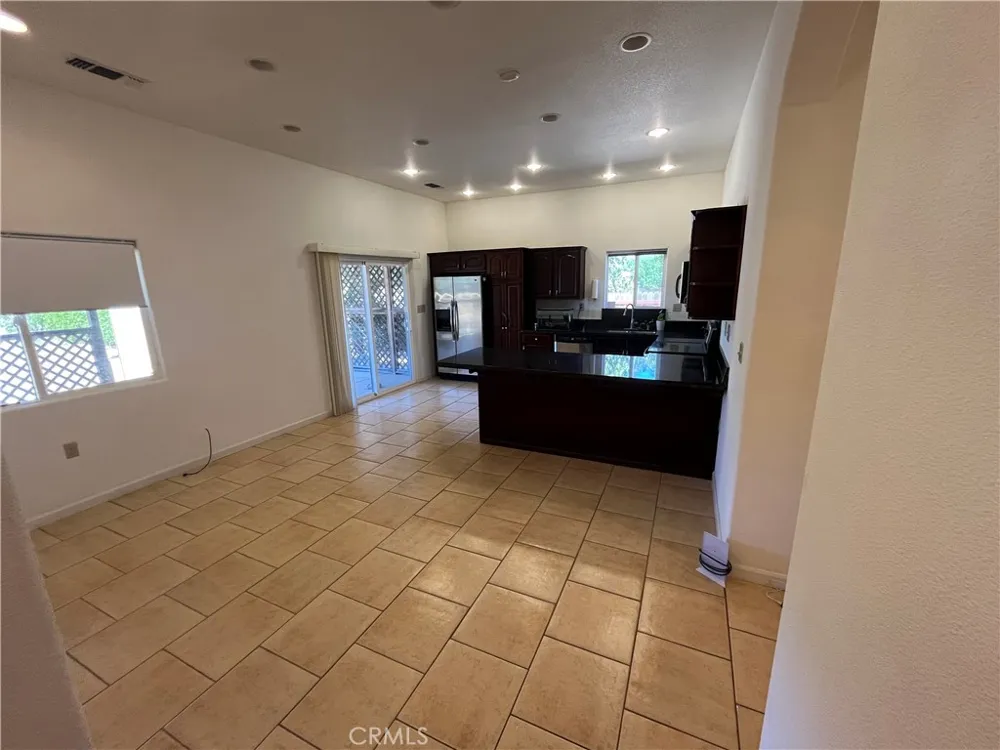 9835 Harvey Galt, CA 95632