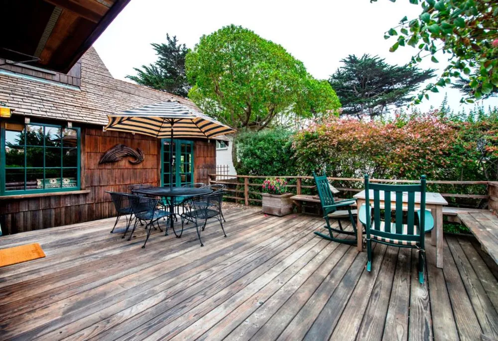 2381 San Antonio Avenue Carmel, CA 93923
