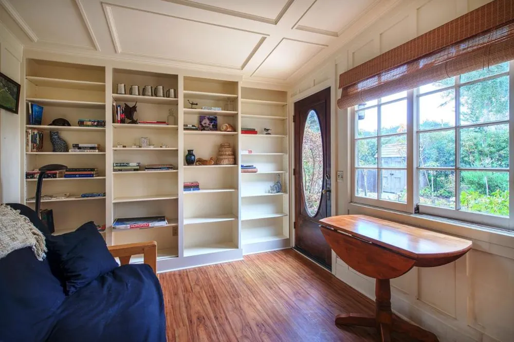 2381 San Antonio Avenue Carmel, CA 93923
