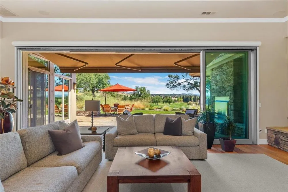 2369 Oak Creek Drive Copperopolis, CA 95228
