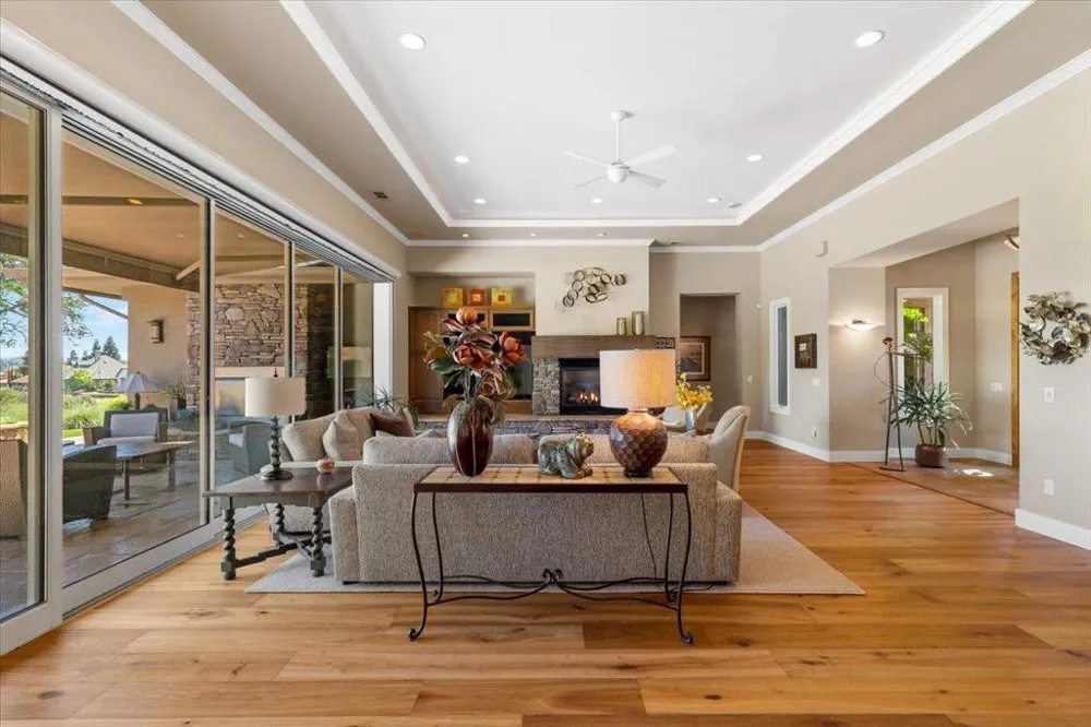 2369 Oak Creek Drive Copperopolis, CA 95228