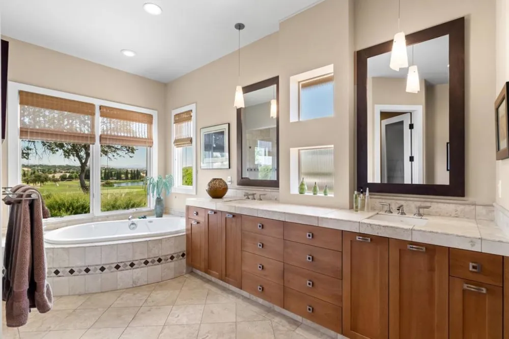 2369 Oak Creek Drive Copperopolis, CA 95228