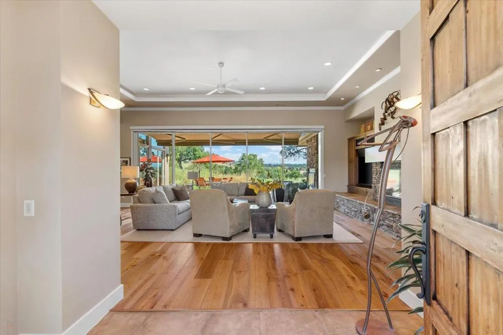 2369 Oak Creek Drive Copperopolis, CA 95228
